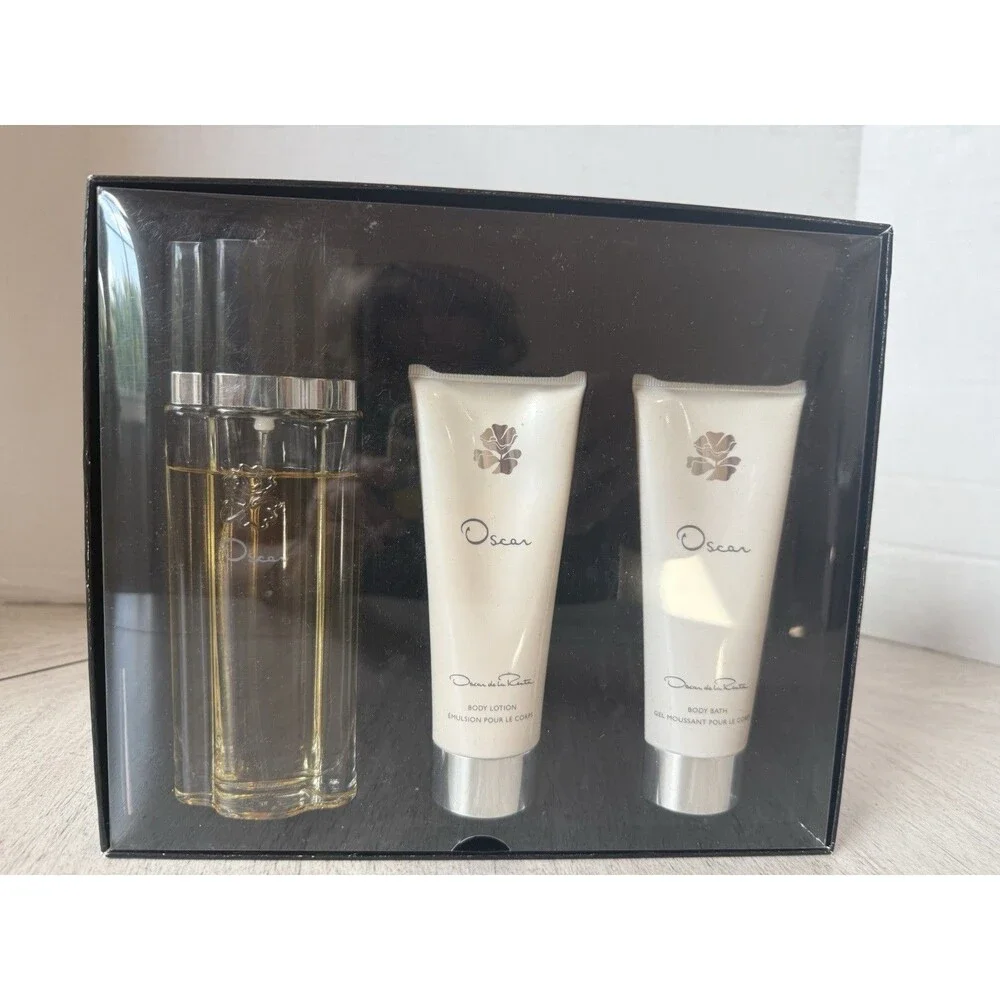 Oscar By Oscar de la Renta Women’s 3-Piece Gift Set EDT, Body Lotion, Shower Gel